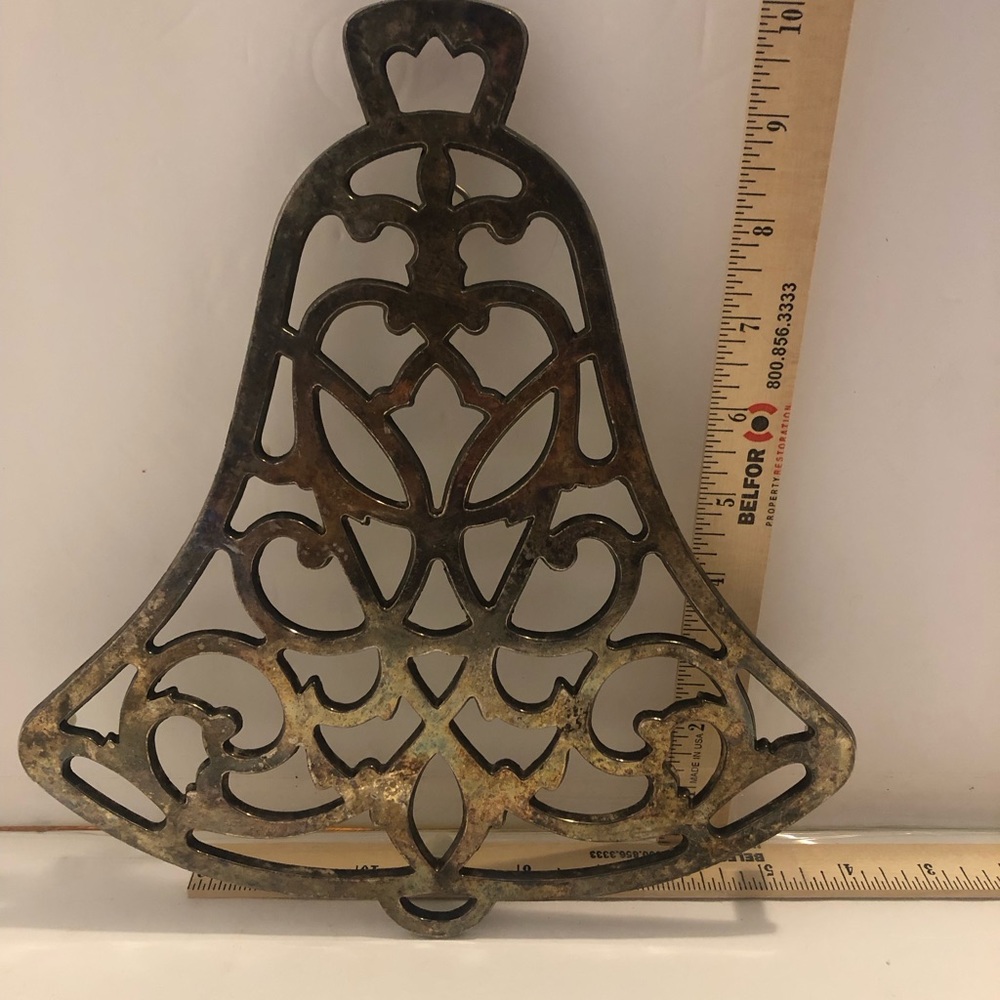 International Silver silver plated Bell Trivet